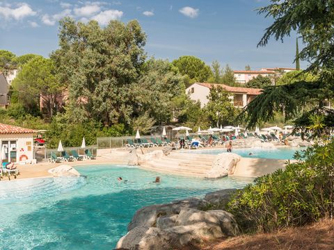 SOWELL Family Le Vallon - Camping Ardèche