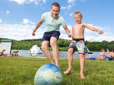 Roompot Eifelpark Kronenburger See - Camping Noordrijn-Westfalen - Afbeelding N°2