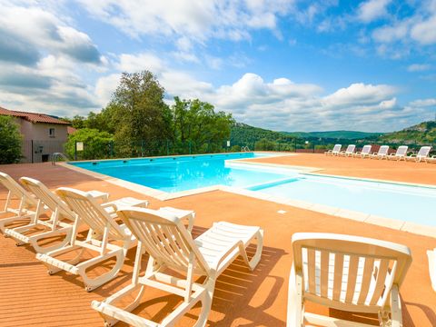 Résidence Le Domaine des Cazelles - Camping Lot