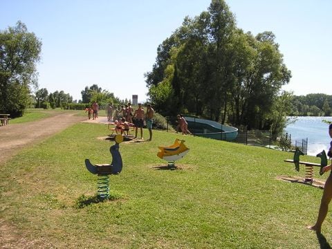 Camping La Clé de Saone - Saône-et-Loire - Afbeelding N°2