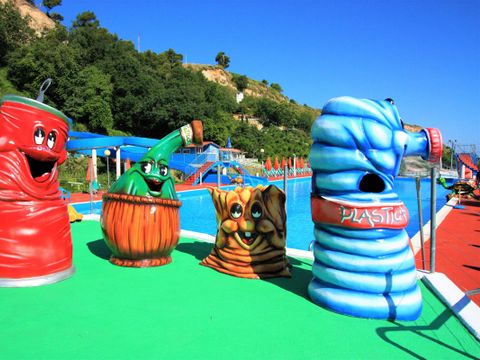 Camping Riva Verde - Camping Fermo