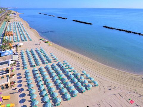 Camping Riva Verde - Camping Fermo