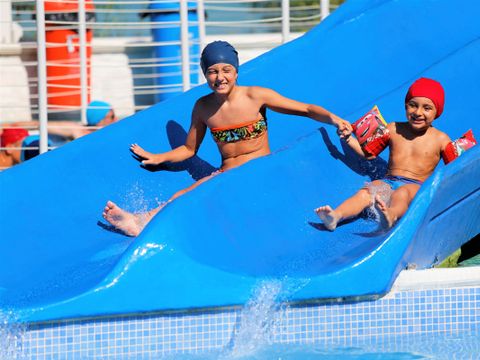 Camping Riva Verde - Camping Fermo