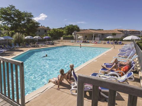 Résidence Odalys Acqua Bella - Camping Noord-corsica
