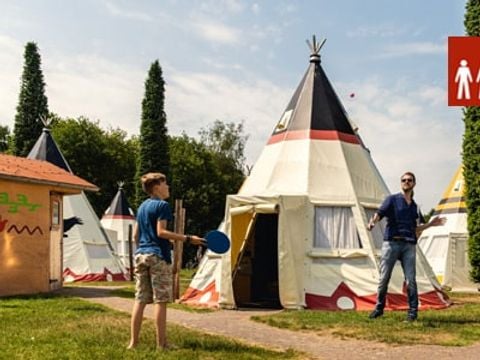 Attractie- & Vakantiepark Slagharen - Camping Hardenberg - Afbeelding N°0