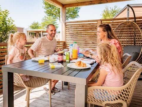 Vakantiepark Eiland van Maurik - Camping Buren