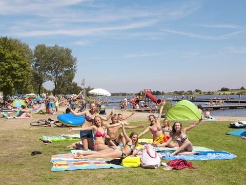 Oostappen park Marina Beach - Camping Terneuzen