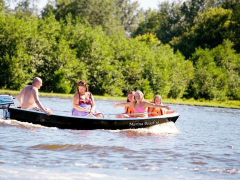 Oostappen park Marina Beach - Camping Terneuzen
