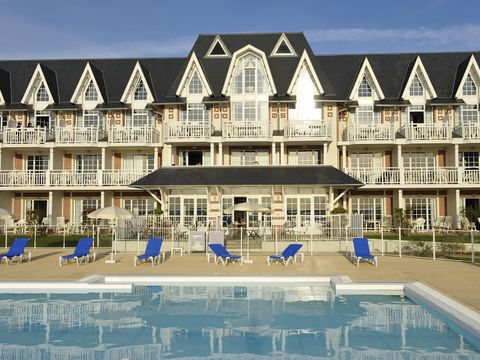 Pierre & Vacances Premium Résidence de la Plage - Camping Somme