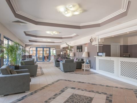 Pierre & Vacances Premium Résidence Les Rives de Cannes - Mandelieu - Camping Alpes-Maritimes - Afbeelding N°5