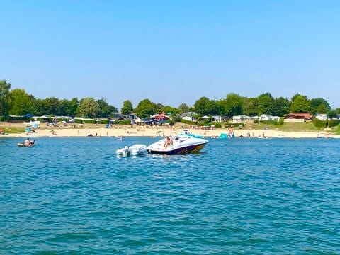 Recreatiepark Rhederlaagse Meren - Camping Zevenaar - Afbeelding N°2