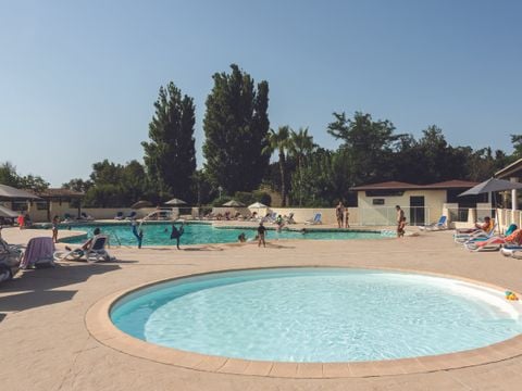 SOWELL RESIDENCES Les Lauriers Roses - Camping Hérault