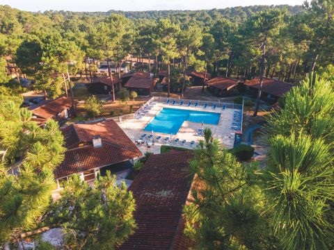 Domaine Les Sentes CARCANS - MAUBUISSON - Camping Gironde
