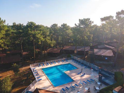 Domaine Les Sentes CARCANS - MAUBUISSON - Camping Gironde
