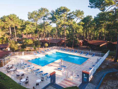 Domaine Les Sentes CARCANS - MAUBUISSON - Camping Gironde