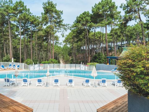 Domaine Les Cavales - Camping Gironde