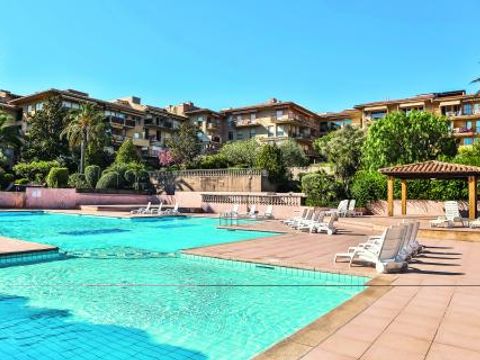 Pierre & Vacances Residence Amandine - Camping Var