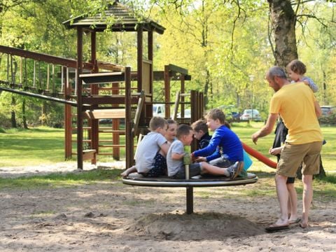 Summio Bungalowpark Herperduin - Camping Oss