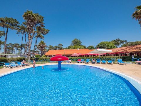Kampaoh Praia de Angeiras - Camping Noord-portugal