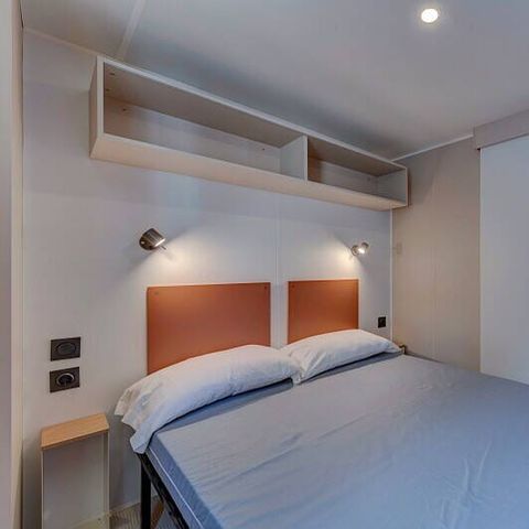 Stacaravan 6 personen - Mobile-home | Comfort | 2 slaapkamers | 4/6 pers. | Verhoogd terras | Airconditioning | TV