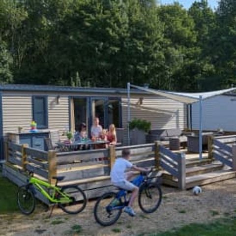 Stacaravan 6 personen - Elegance 3 slaapkamers met terras