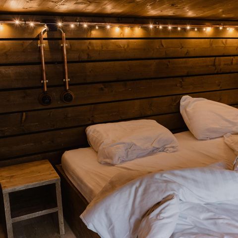 UNIEKE ACCOMMODATIE 3 personen - Tiny house Comfort sweet met hottub