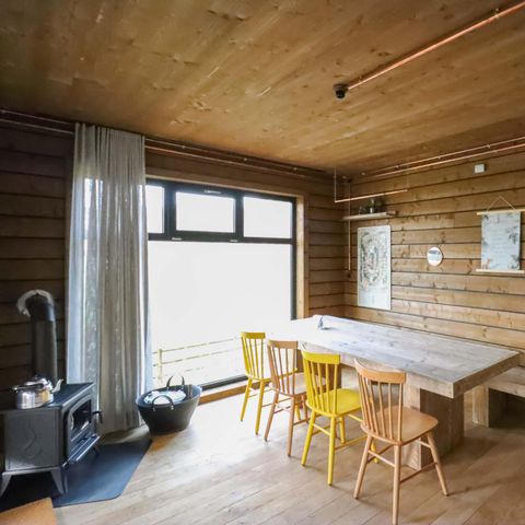UNIEKE ACCOMMODATIE 8 personen - Tiny house Shelter met jaccuzi
