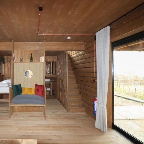 UNIEKE ACCOMMODATIE 8 personen - Tiny house Shelter met jaccuzi