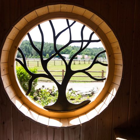 UNIEKE ACCOMMODATIE 6 personen - Tiny house Hobbit met hottub