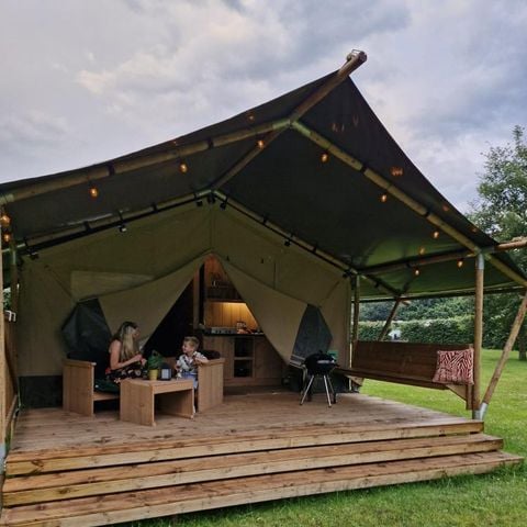 Safaritent 4 personen - Forest Lodge incl. sanitair