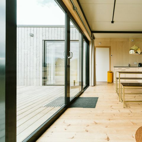 UNIEKE ACCOMMODATIE 4 personen - Tiny house Huus van Hanse C8