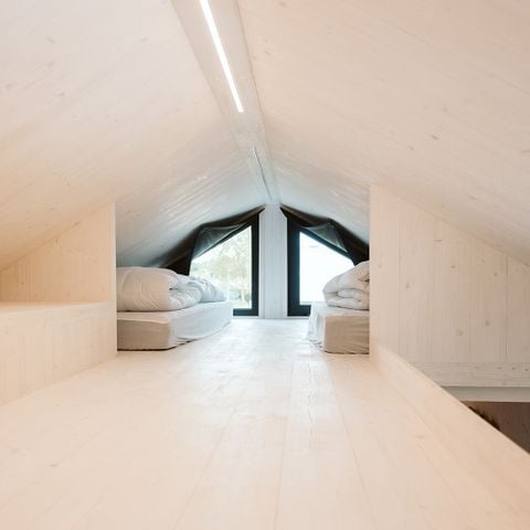 UNIEKE ACCOMMODATIE 6 personen - Tiny house Scandic C17