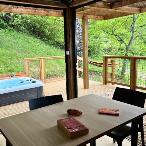 Stacaravan 5 personen - Cottage Séouvo 3 Kamers 5 Personen Airconditioning + TV + Jacuzzi