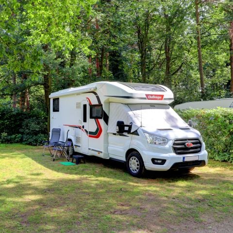 Kampeerplaats - Verharde Camperplaats | Met electriciteit