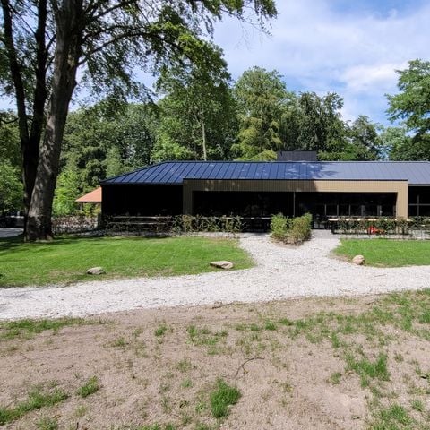 VAKANTIEHUIS 14 personen - de Specht