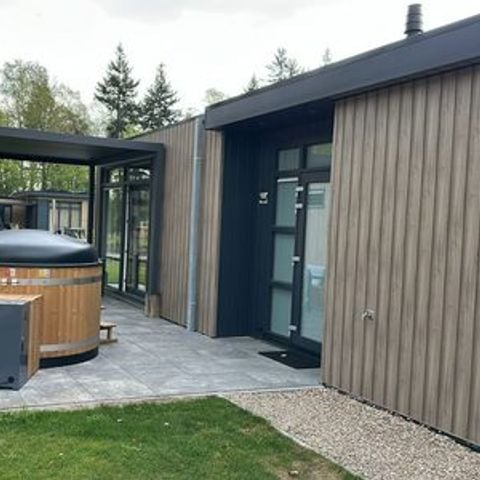Chalet 4 personen - Batenburgh Deluxe met hottub