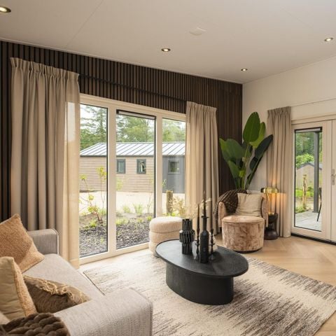 Lodge 4 personen - Loevestein Deluxe met Hottub & Sauna