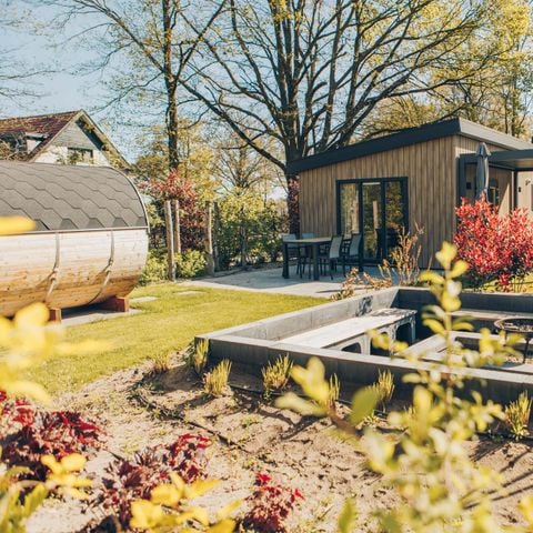Lodge 4 personen - Loevestein Deluxe met Hottub & Sauna