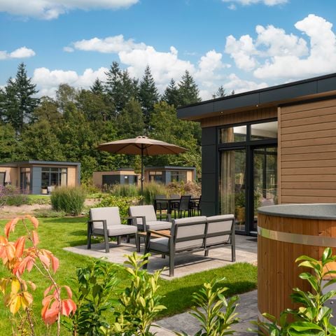 Lodge 5 personen - Cannenburch Deluxe met Hottub