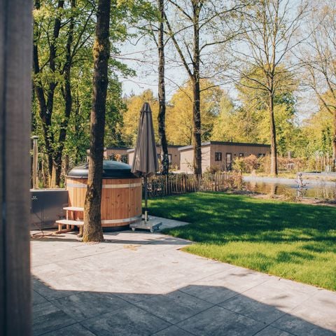 Lodge 5 personen - Loevestein Comfort met Hottub
