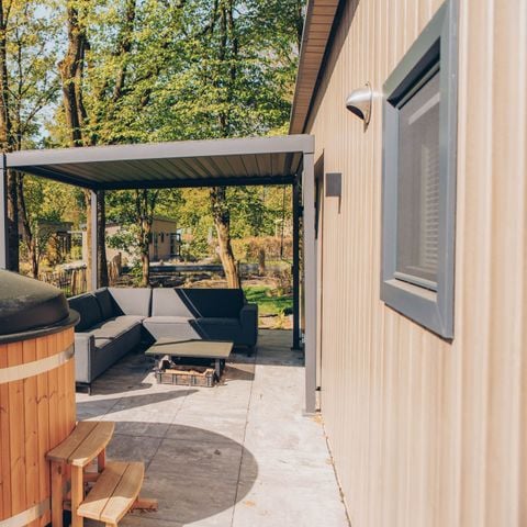 Lodge 5 personen - Loevestein Deluxe met Hottub