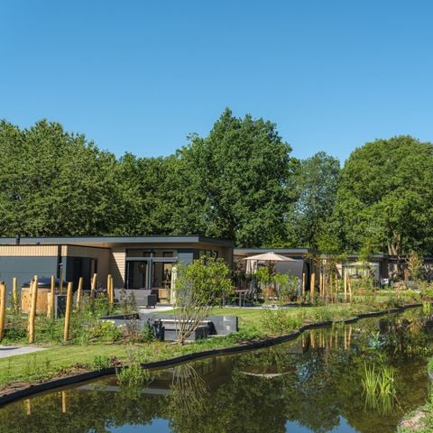 Lodge 6 personen - Essenburgh Deluxe met Hottub & Sauna
