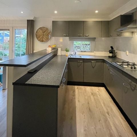 Chalet 6 personen - Dotterbloem met hottub