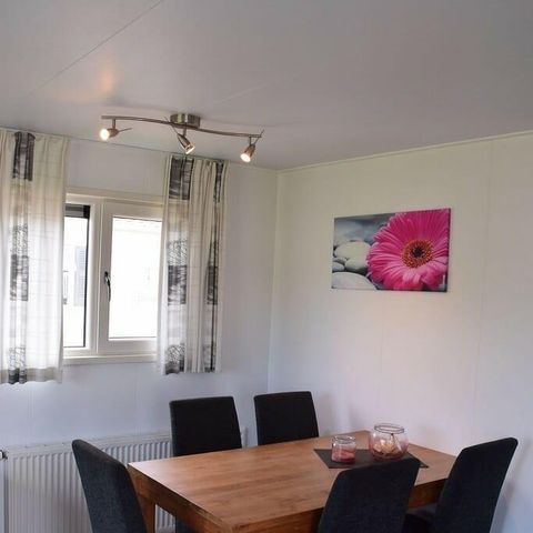 Chalet 4 personen - J 187