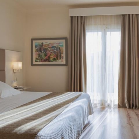 Hotelkamer 2 personen - met balkon (C2B)