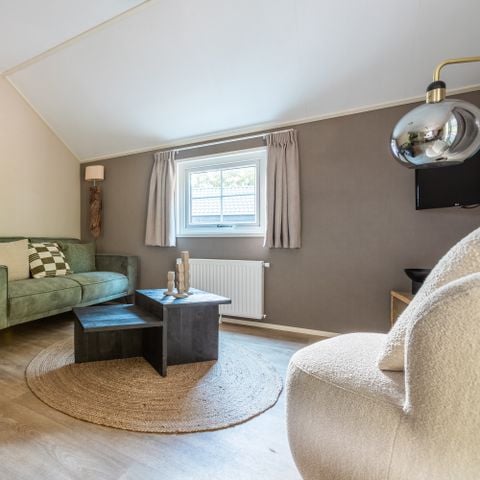 Lodge 4 personen - Veenborg met Hottub