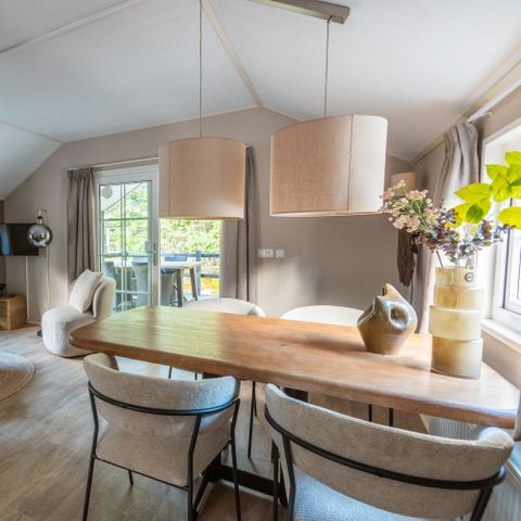 Lodge 4 personen - Veenborg met Hottub