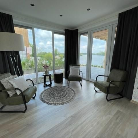 VAKANTIEHUIS 8 personen - Maas Villa Waterzicht