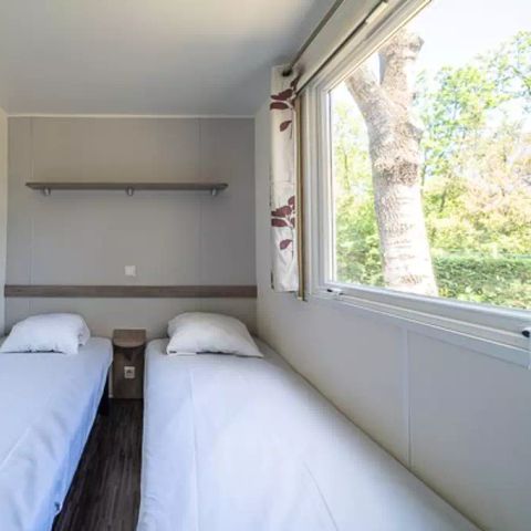 Bungalow 6 personen - Mobile-home | Comfort | 2 Slaapkamers | 4/6 Pers. | Verhoogd terras | 1 Badkamer | Airconditioning.