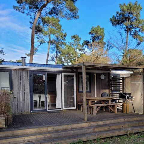 Stacaravan 6 personen - 3 slaapkamers met airconditioning/LV(Immobilhome) zwembad armbandjes inbegrepen 5* camping